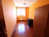 Piso en venta en Los Corrales de Buelna con 3 habitaciones, 1 baños y 75 m2 por 106.000 €